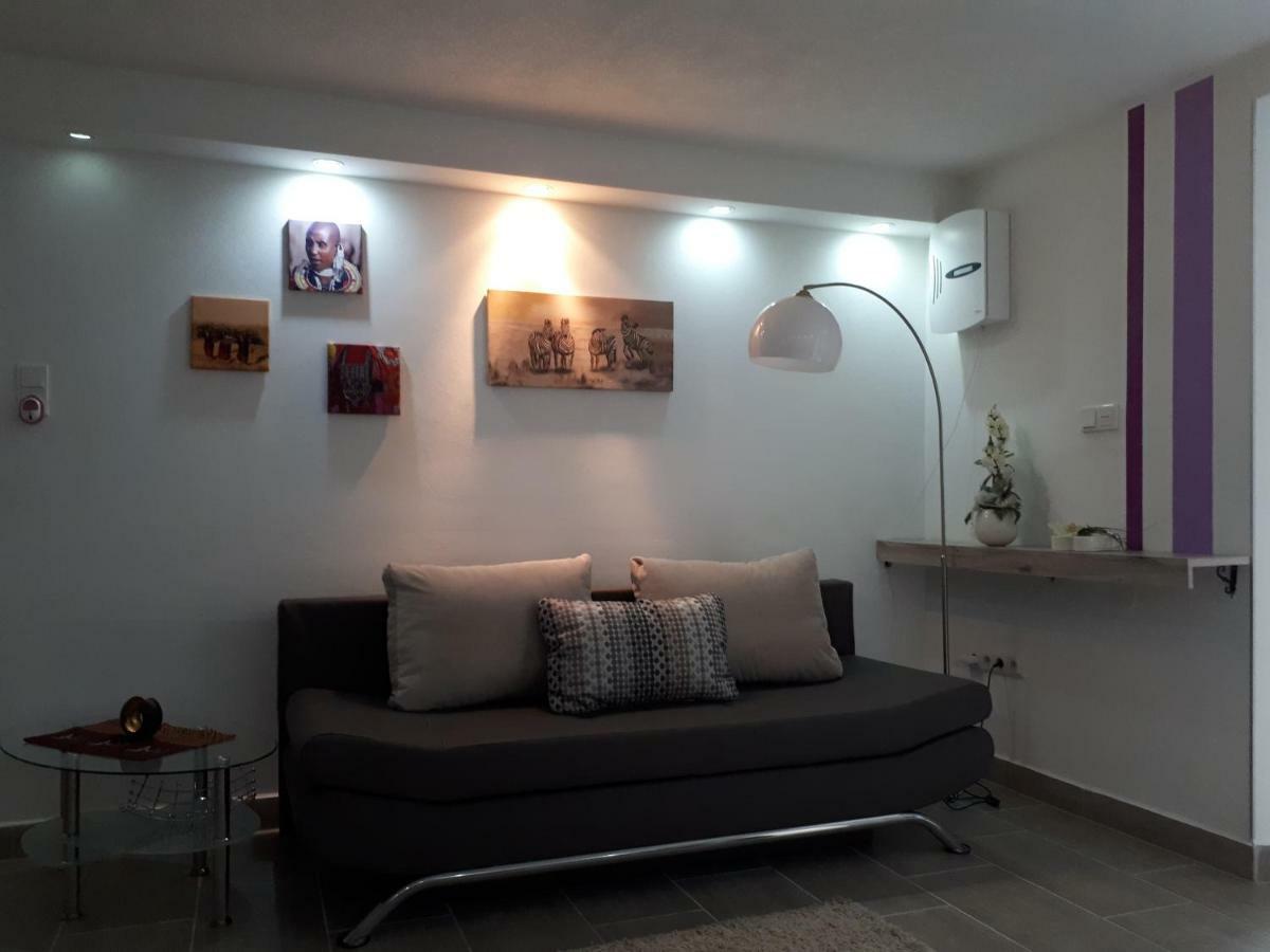 Bella Casa & Belle Maison *