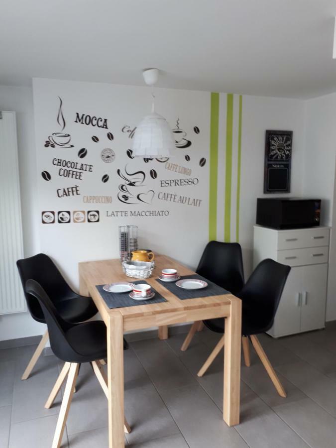 Bella Casa & Belle Maison *
